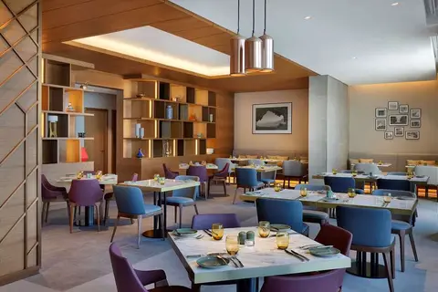 DoubleTree by Hilton Sharjah Waterfront Hotel in Sharjah — foto 5