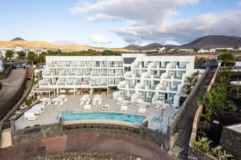 Royal Marina Suites Boutique Hotel in Yaiza — foto 24