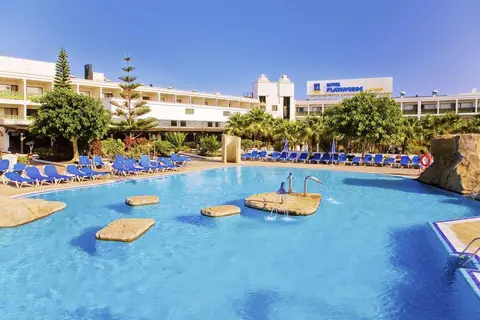 Blue Sea Costa Bastian in Teguise — foto 3