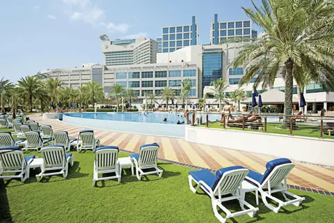 Beach Rotana in الزَّاهية — foto 22