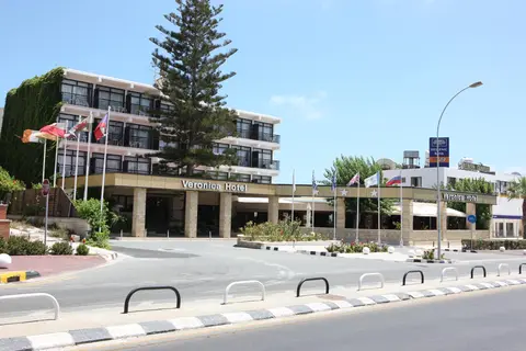 Veronica Hotel in Paphos — foto 28