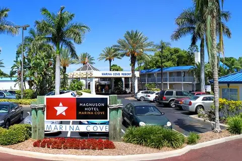 Magnuson Hotel Marina Cove in Saint Petersburg — foto 3