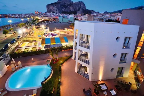 Astro Suite Hotel in Cefalu — foto 6