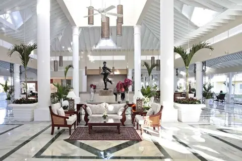 Luxury Bahia Principe Bouganville in Batey El Soco — foto 22