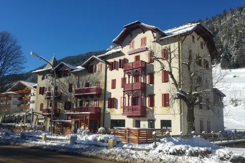 Hotel Piaz in Pera di Fassa