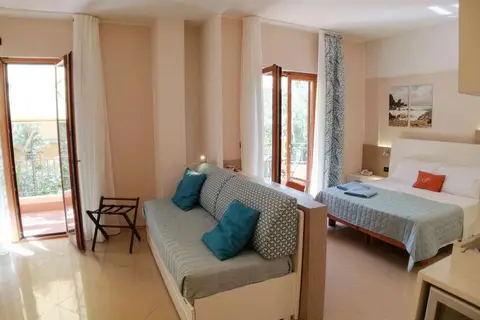 Hotel Residence Piccolo in Tropea — foto 7