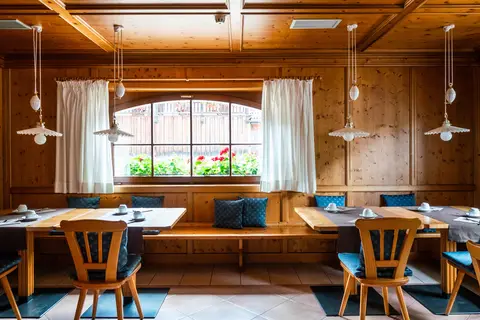Hotel Garni Aritz in Campitello di Fassa — foto 10