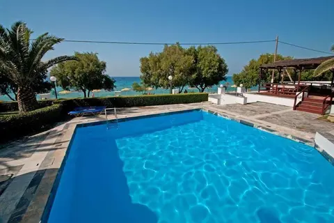 Zefiros Beach Hotel in Μυκάλη — foto 2