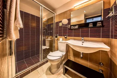 Charm Hotel Budapest in Boedapest — foto 11
