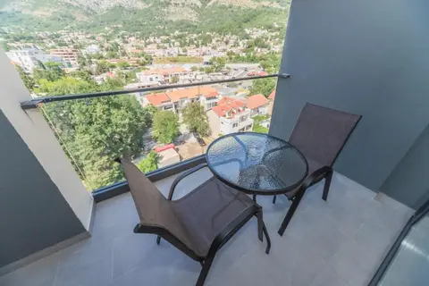 N Hotel in Sutomore — foto 7