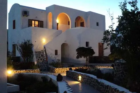 Adamastos in Δημοτική Ενότητα Θήρας — foto 4