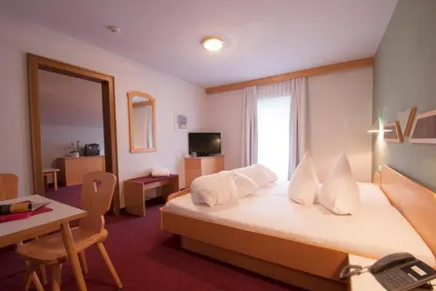 Hotel Alpenfriede in Jerzens — foto 7