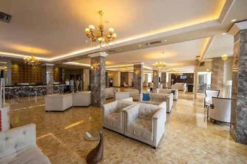 Hotel Grand Blue Fafa in Golem — foto 9