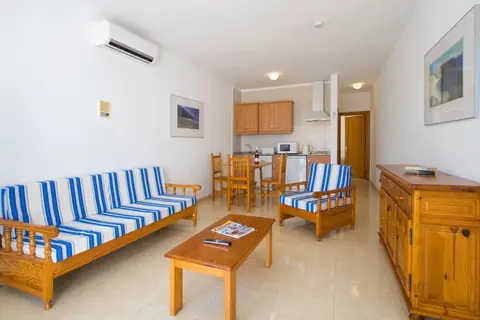 Pocillos Club in Puerto del Carmen — foto 20