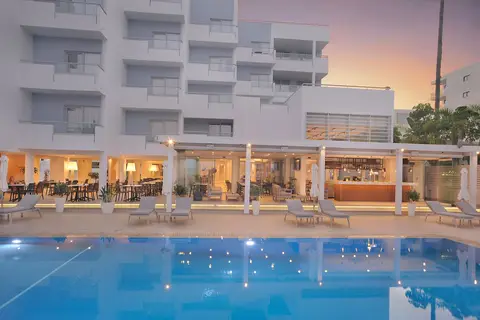 Okeanos Beach Boutique Hotel in Ayia Napa — foto 3