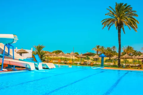 Neptunia Beach in المنستير