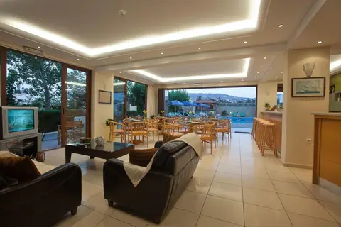 Dimitra Hotel & Apartments in Kokkini Chani, foto 7