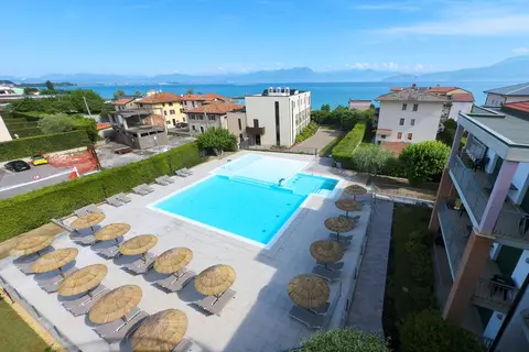 Nettuno in Peschiera del Garda, foto 5
