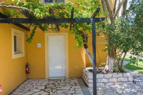 Sandy Beach Villas & Appartementen in Σβορωνάτα — foto 25