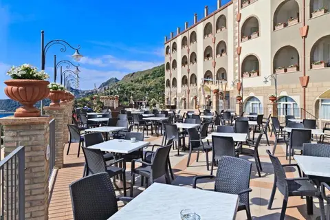 Hotel Olimpo-Le Terrazze in Letojanni — foto 16