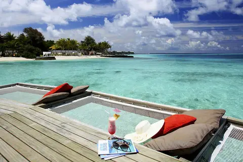 Centara Ras Fushi Resort & Spa Maldives in Centara Ras Fushi Resort & Spa — foto 21