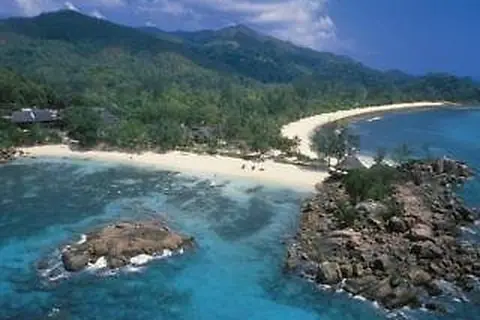 Constance Lemuria in Grand Anse Praslin — foto 18
