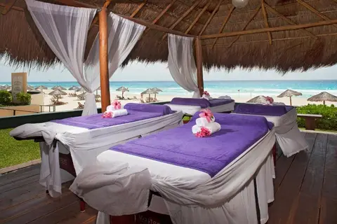 Emporio Cancun in La Organica — foto 16