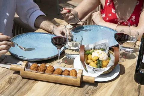 Hotel Coral Boutique in Torroella de Montgrí — foto 29