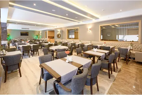Kordon Hotel Cankaya in Konak, foto 21