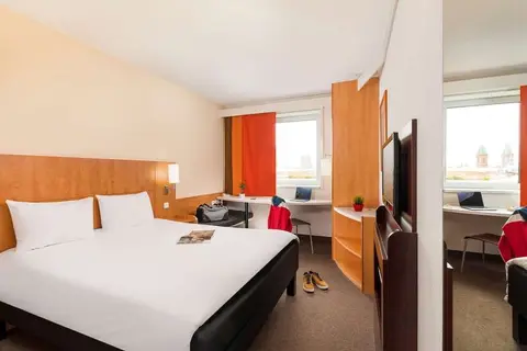 Ibis Praha Mala Strana in Praag — foto 17