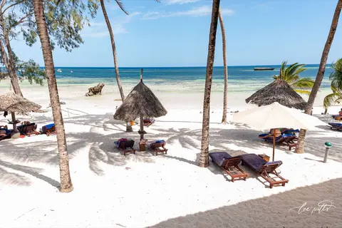 Turtle Bay Beach Club in Kasemeni ward — foto 5