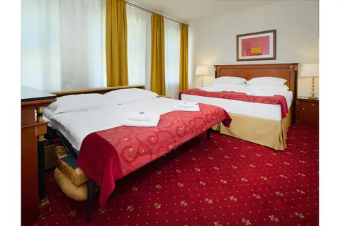 Hotel Bologna in Praag — foto 15