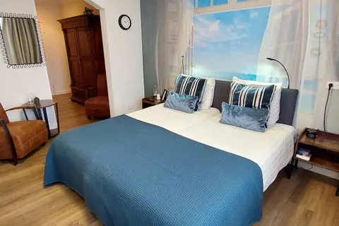 Hotel De Zwaan Schoondijke foto 3