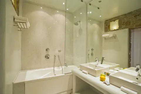 Petinos Beach Hotel in Πλατύς Γιαλός — foto 28
