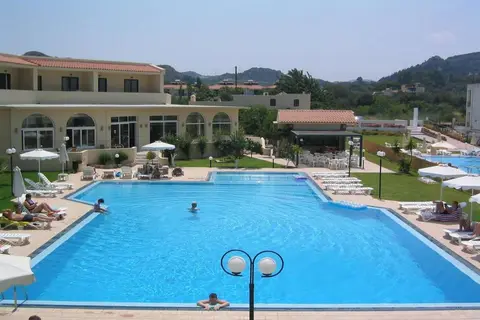 Summerland Hotel & Bungalows in Ιαλυσός