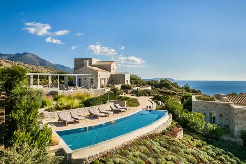 Aria Estate Suites & Spa in Oitylos Municipal Unit