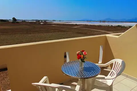 Oasis in Τιγκάκι — foto 6