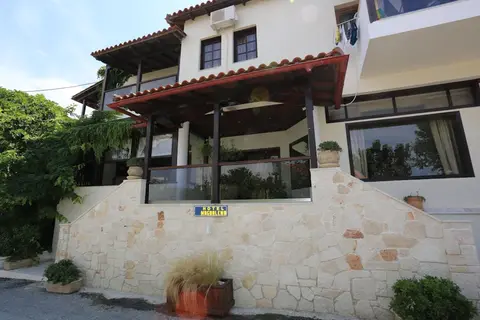 Magdalena in Πευκοχώρι — foto 11