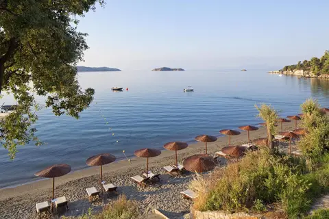 KBR Kassandra Bay Resort & Spa in Καλύβια — foto 23
