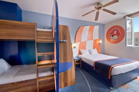 Hotel Explorers in Magny-le-Hongre — foto 3