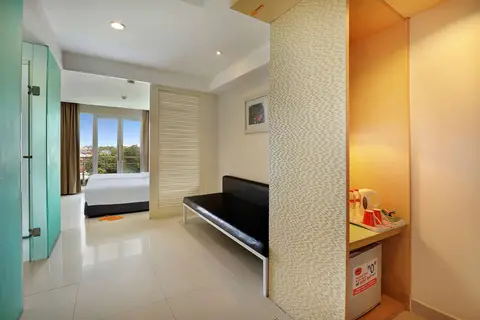 Harris Hotel & Residences Riverview Kuta in Kuta, Badung, Bali — foto 14