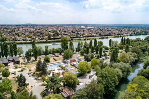 International Maisons-laffitte in Maisons-Laffitte — foto 17