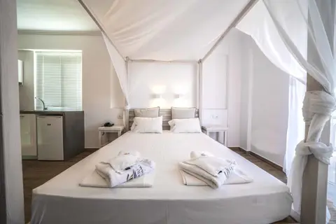 Porto Kalamaki Hotel in Agia Marina — foto 20