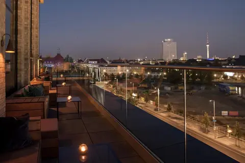 Hotel AMANO Grand Central in Berlijn — foto 3