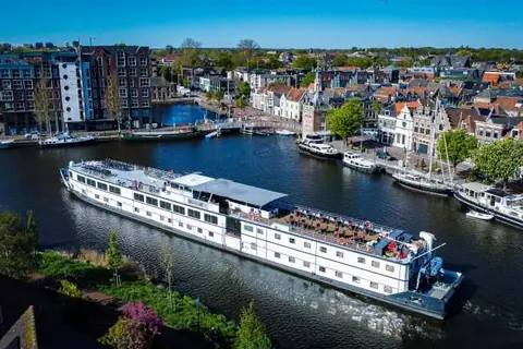 Fiets- en vaarvakantie Hanzeroute in Amsterdam