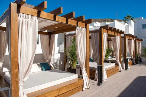 TIME TO SMILE Ohasis Boutique Suites in Arona, foto 13