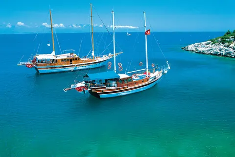 Blue Cruise & Gold City foto 2