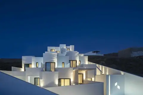 Cubic Hotel in Ornos, foto 2