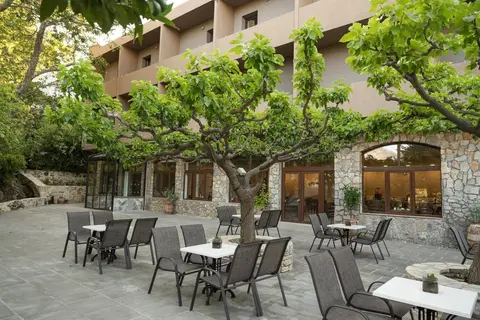Idi Hotel in Zaros — foto 7