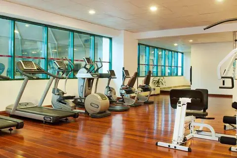 Golden Tulip Sharjah in Sharjah — foto 10